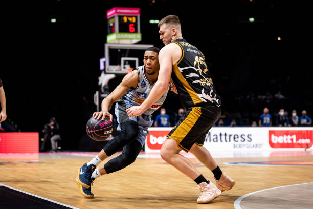 不得不提前 不得不提前